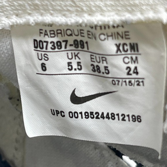 Nike Blazer Mid 77 Sneakers Womens 7 1/2 White Leather 01:J.10.3 - Picture 9 of 9